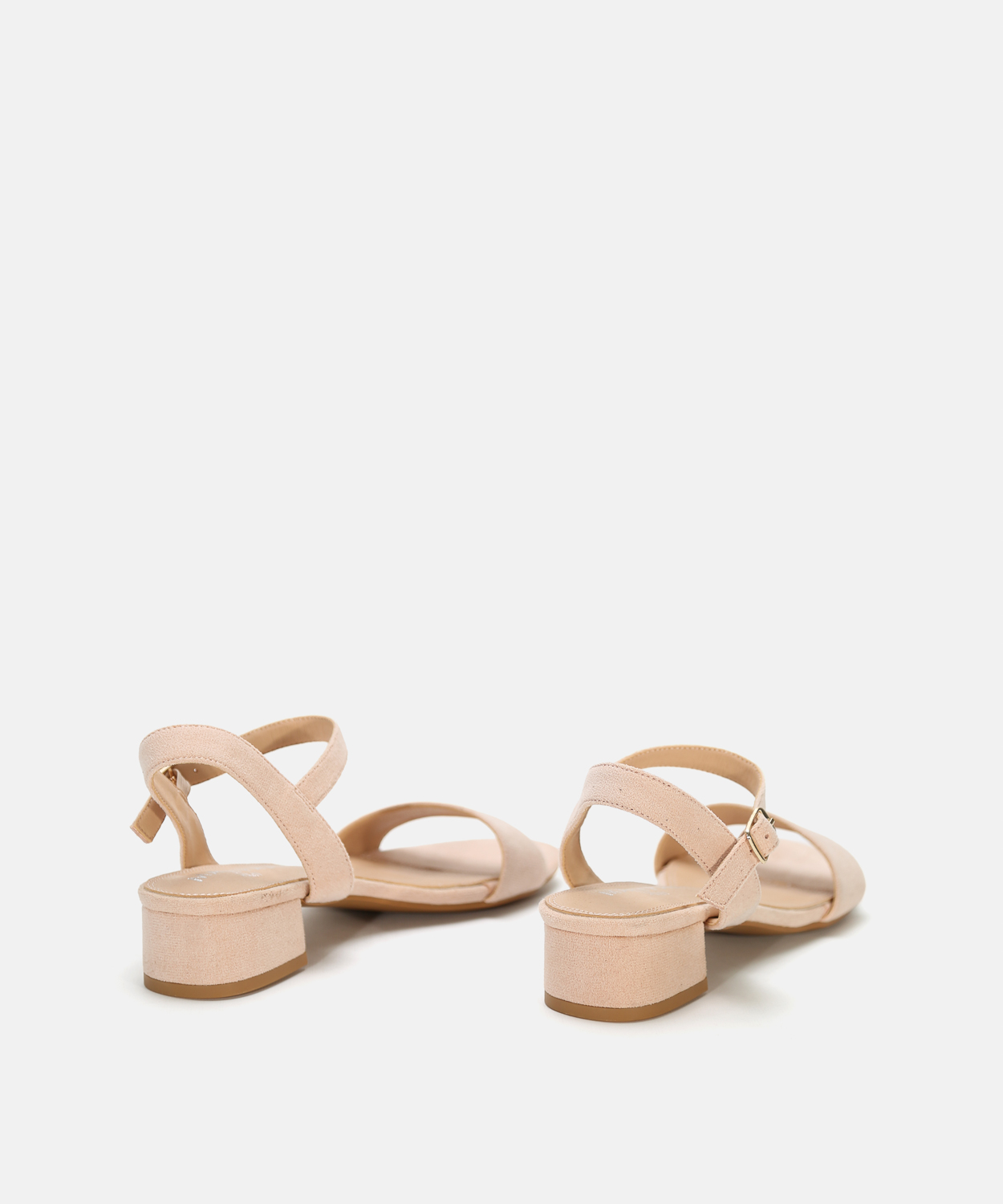 Sand&aacute;lia de salto baixo image number null